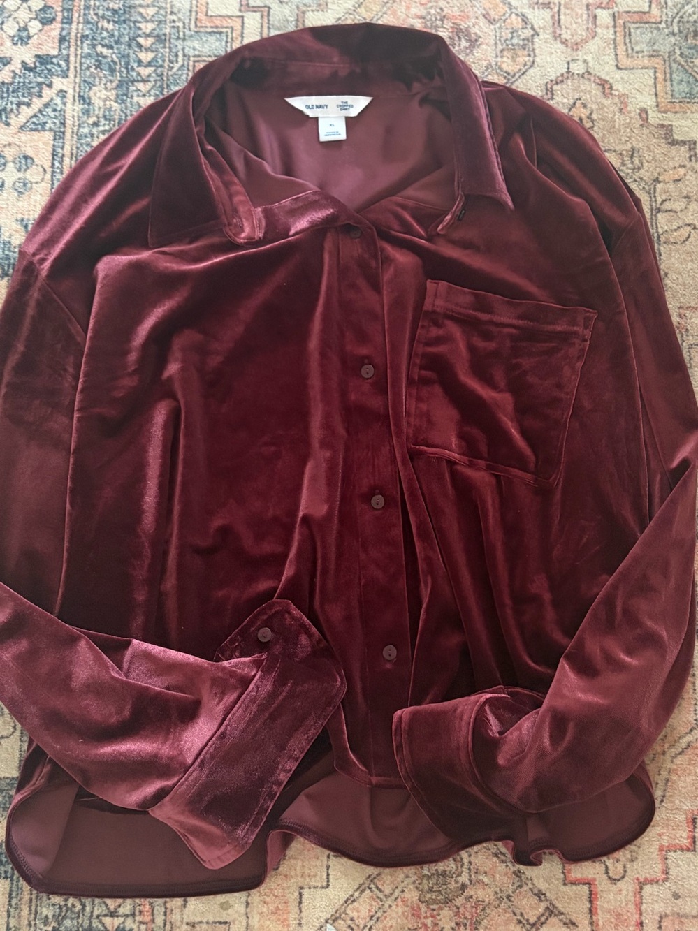 Old Navy Velvet Button-Front Blouse in Burgundy